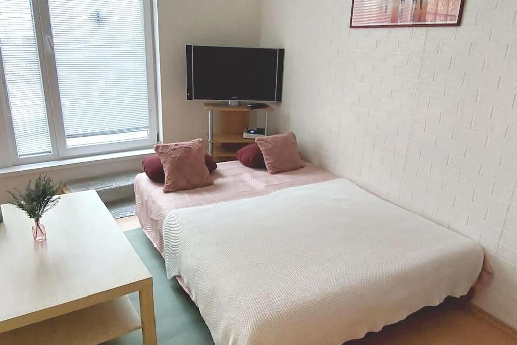 Castle With Terrace Self-check-in Апартаменти *